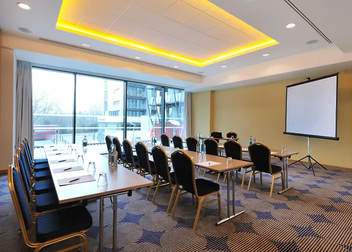 Pestana Chelsea Bridge Hotel & Spa